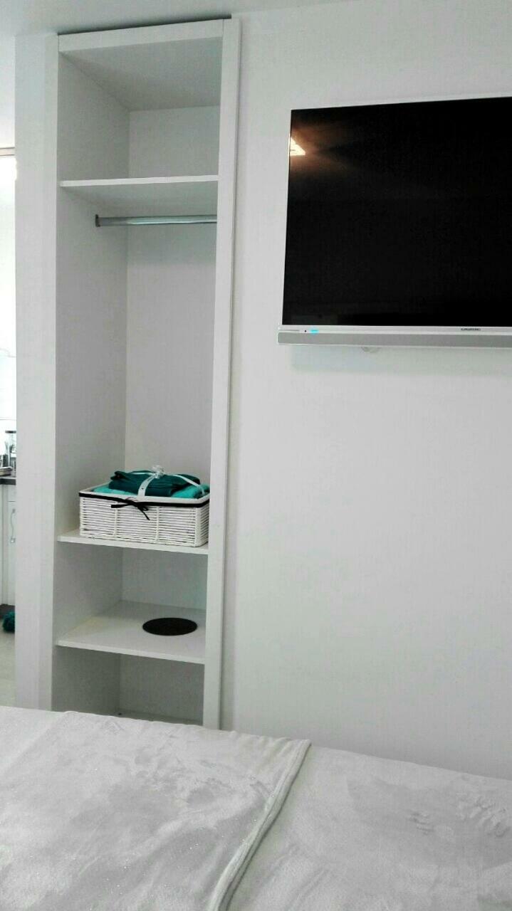 Studio Apartman Vortex Фажана Экстерьер фото