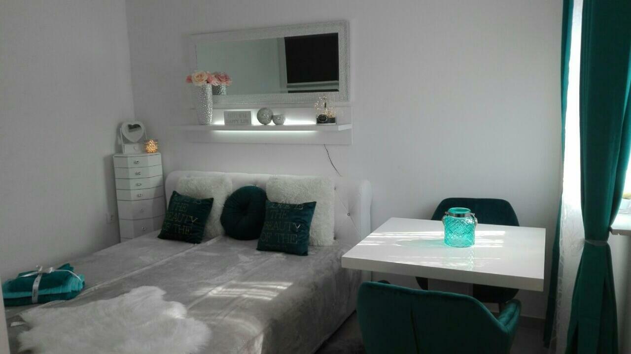 Studio Apartman Vortex Фажана Экстерьер фото